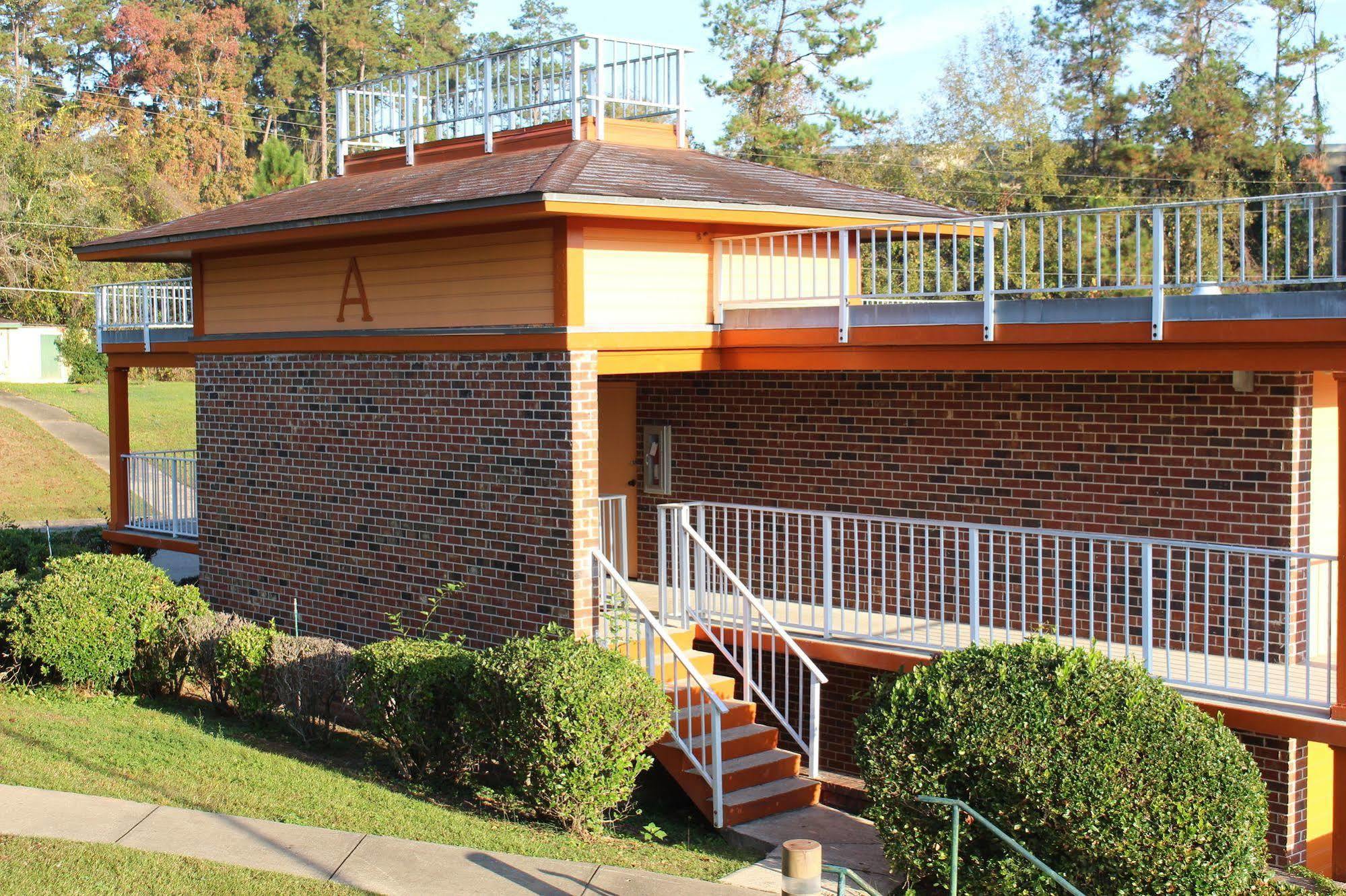 Seven Hills Suites I-10 Tallahassee Bagian luar foto