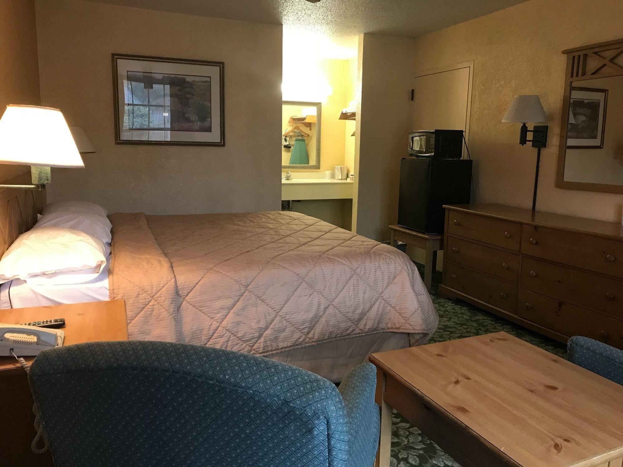 Seven Hills Suites I-10 Tallahassee Bagian luar foto