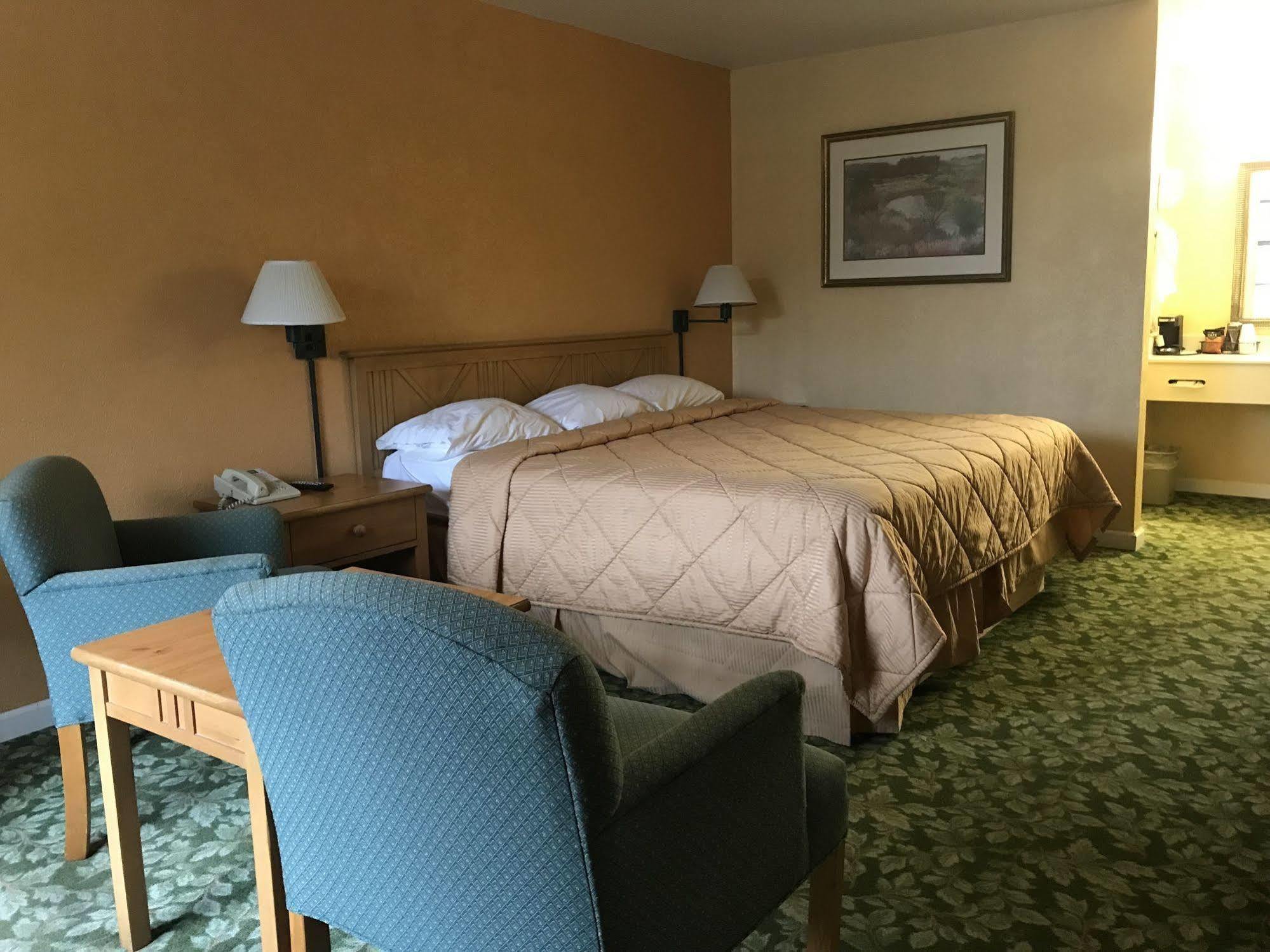 Seven Hills Suites I-10 Tallahassee Bagian luar foto